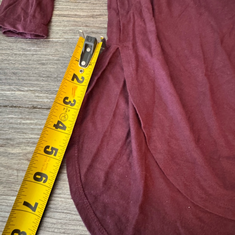 Babaton Aritzia Womens Top 3/4 Sleeve Small Purple Relaxed T-Shirt Minimalist - Picture 7 of 7
